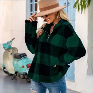 Very comfortable fuzzy pullover coat!